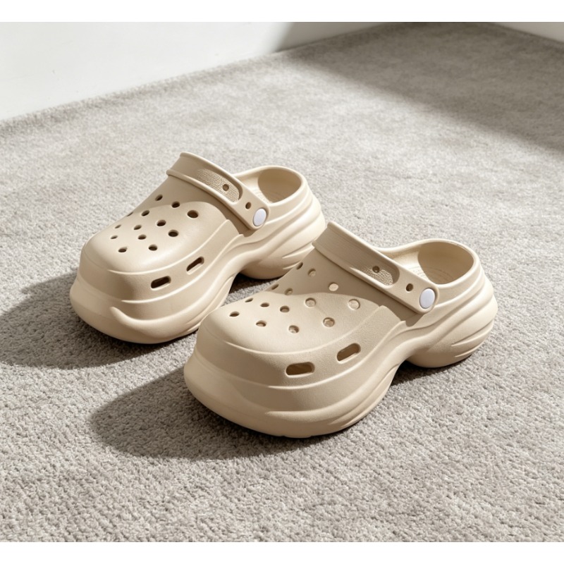 Kids Outdoor Shoes - Seaside Vacation Hole Shoes, Women's Thickened